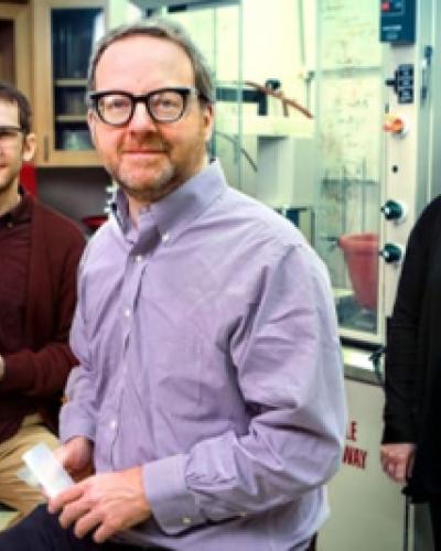 Professor Geoffrey Coates in Lab